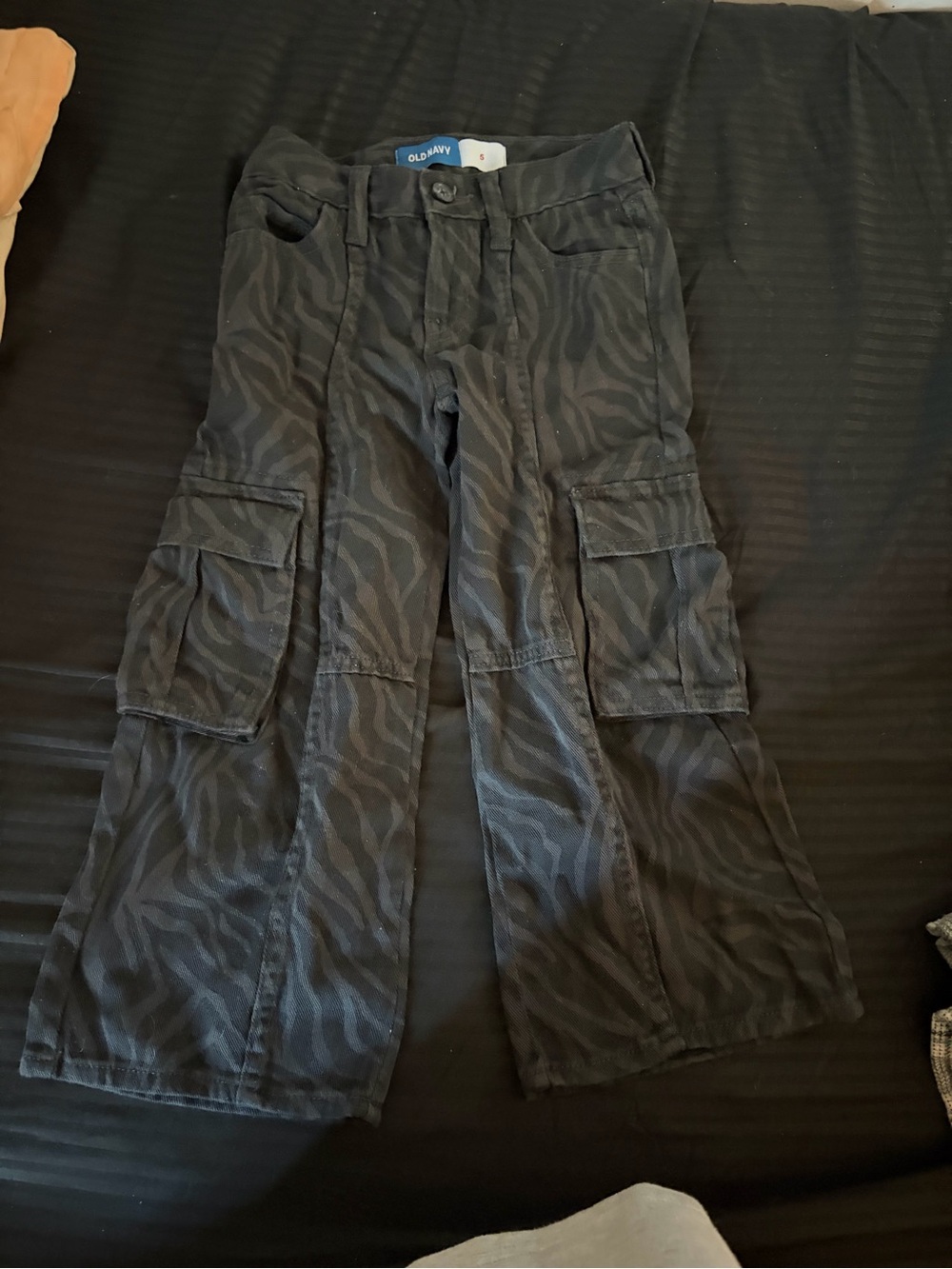 Old Navy Black Zebra-Print Cargo Jeans